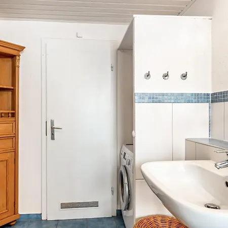 Maisonette 5 *