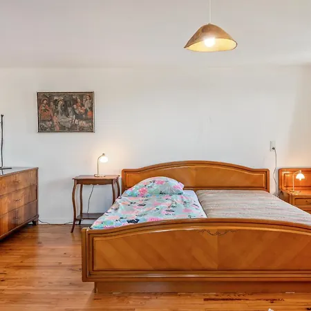 Maisonette 5 דירה שופהיים