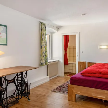 Maisonette 5 *